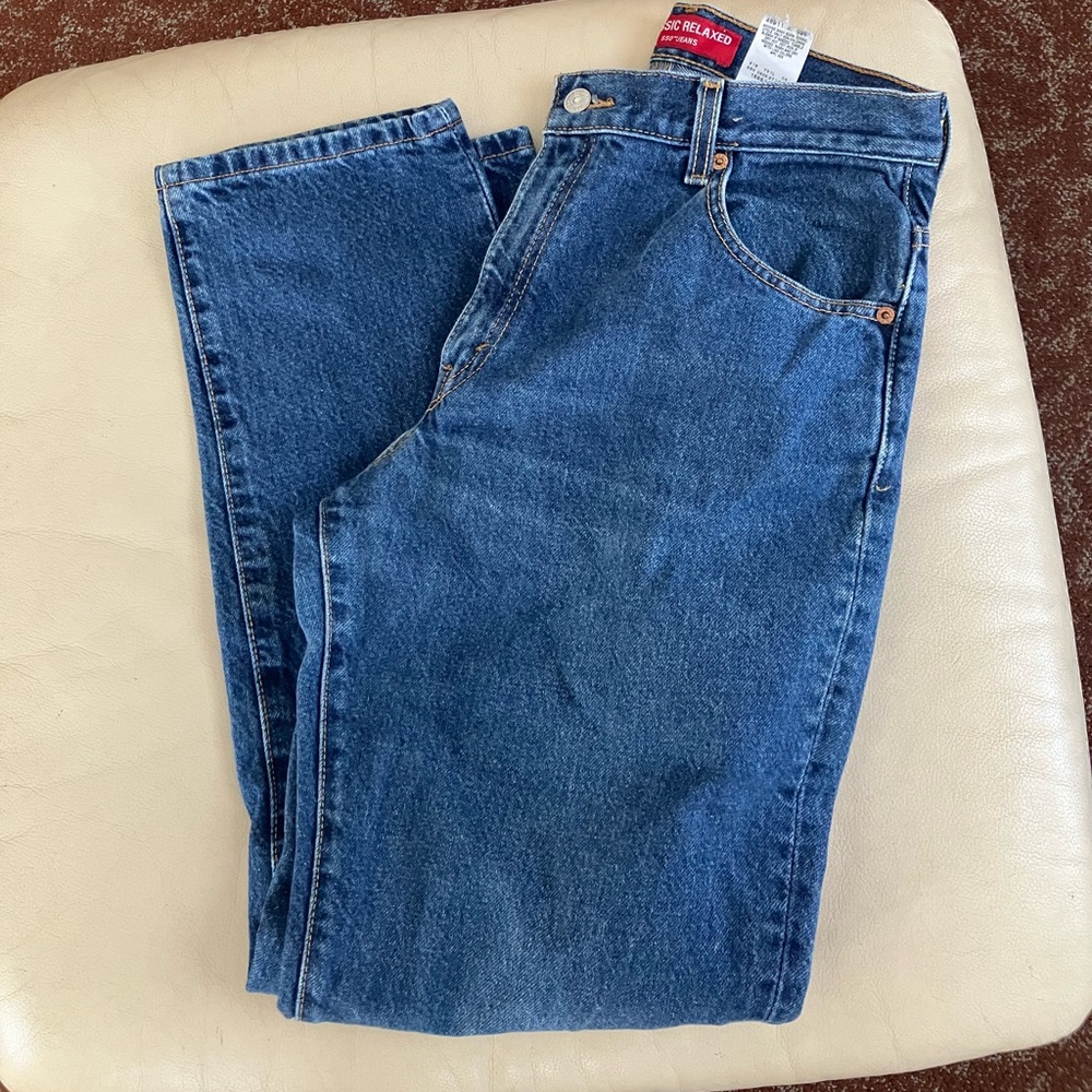 Levi’s 550 relaxed fit tapered leg jeans